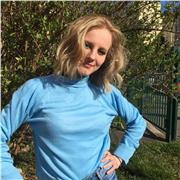 Etudiante en Master1 spécialisation Droit Du Travail, Université Lumière Lyon 2, je suis disponible pour toute aide sur des cours de première année de licence ou en droit du travail niveau licence